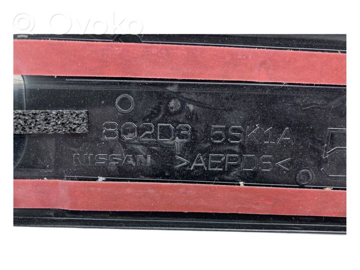 Nissan Leaf I (ZE0) Kita priekinių durų apdailos detalė 802D35SK1A