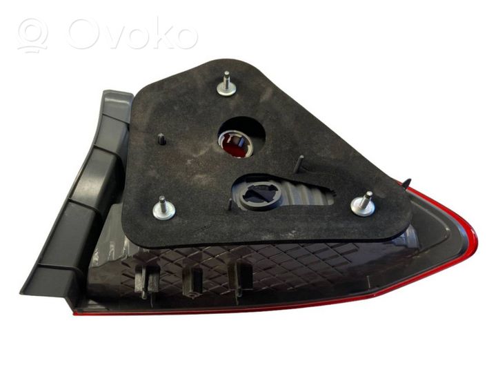 Honda Civic Lampa tylna P6104L