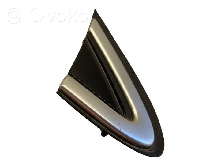 Volvo V40 Rivestimento parafango (modanatura) 31349230