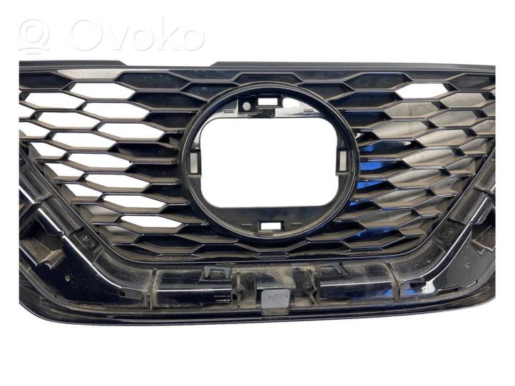 Nissan Qashqai Grille calandre supérieure de pare-chocs avant 62310HV3