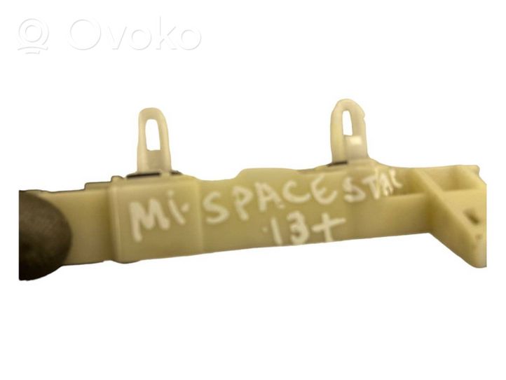 Mitsubishi Space Star Support de pare-chocs arrière 3V44