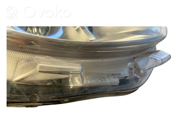 Citroen C1 Lampa przednia 90026271