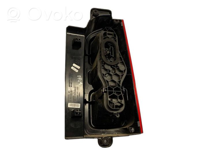 Toyota Proace Luci posteriori 9808243182