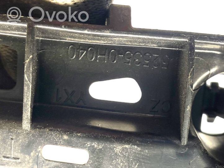 Toyota Aygo AB40 Uchwyt / Mocowanie zderzaka przedniego 525350H040