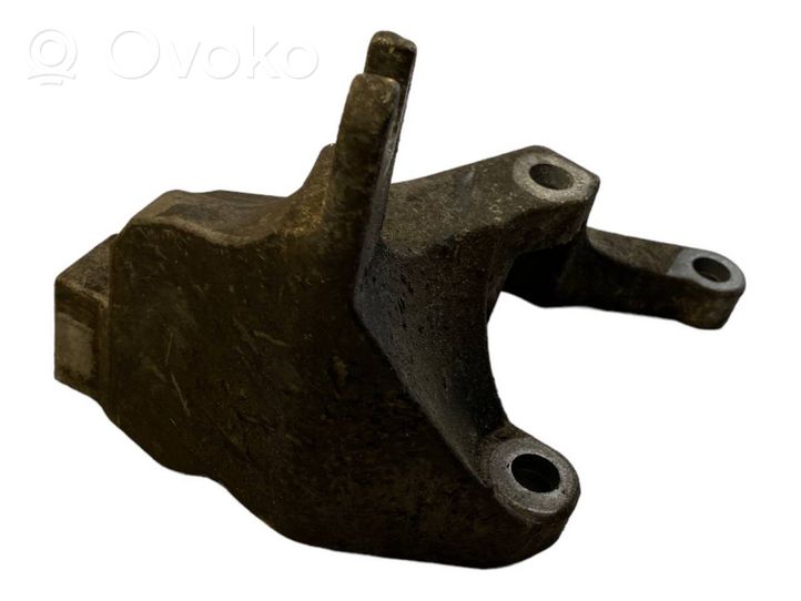 Ford Mondeo MK IV Supporto di montaggio scatola del cambio AV617M125AA