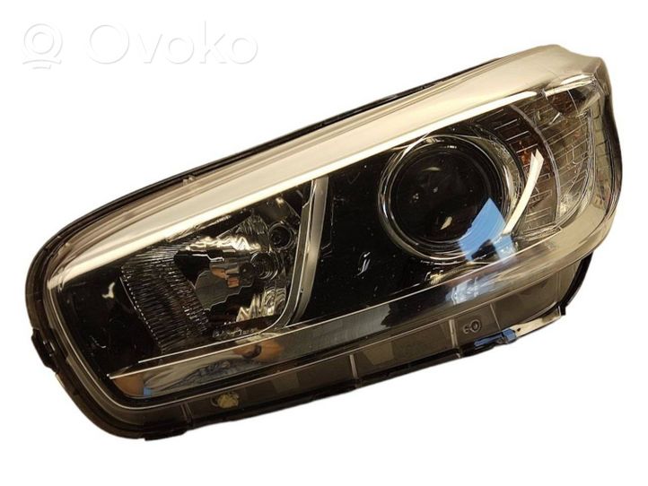 KIA Ceed Lampa przednia 92101A2010