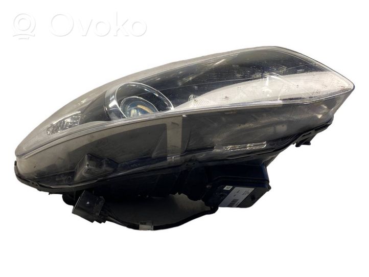 Volvo XC60 Lampa przednia 31420250