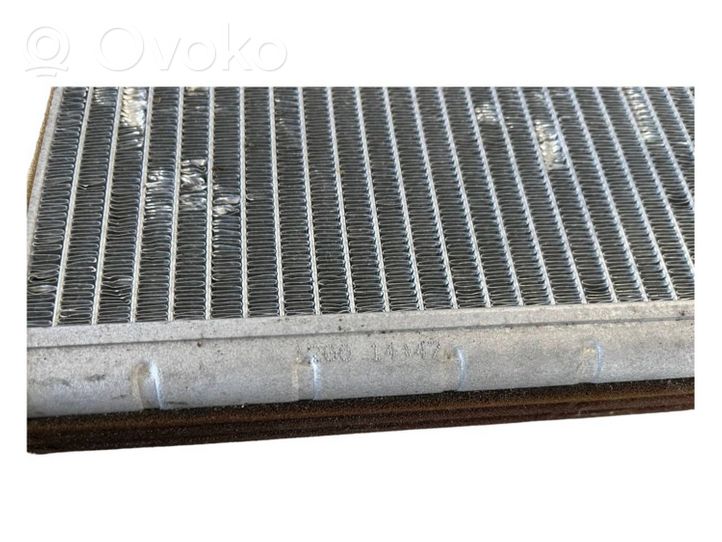 KIA Carens III Radiateur condenseur de climatisation 52061447