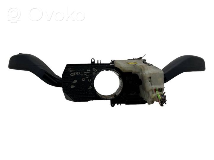 Volkswagen Polo IV 9N3 Leva/interruttore dell’indicatore di direzione e tergicristallo 6Q0953503AD