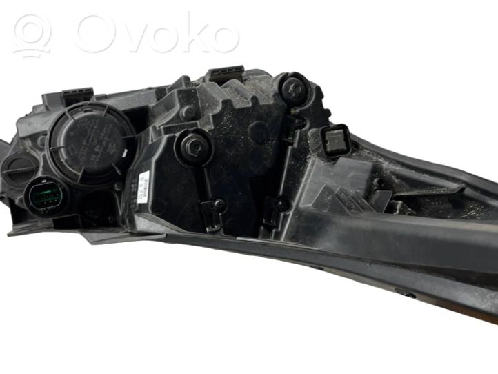 J792161510 KIA Ceed Headlight/headlamp, 520.00 € | RRR 