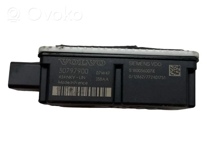 Volvo V70 Alarm control unit/module 30797900