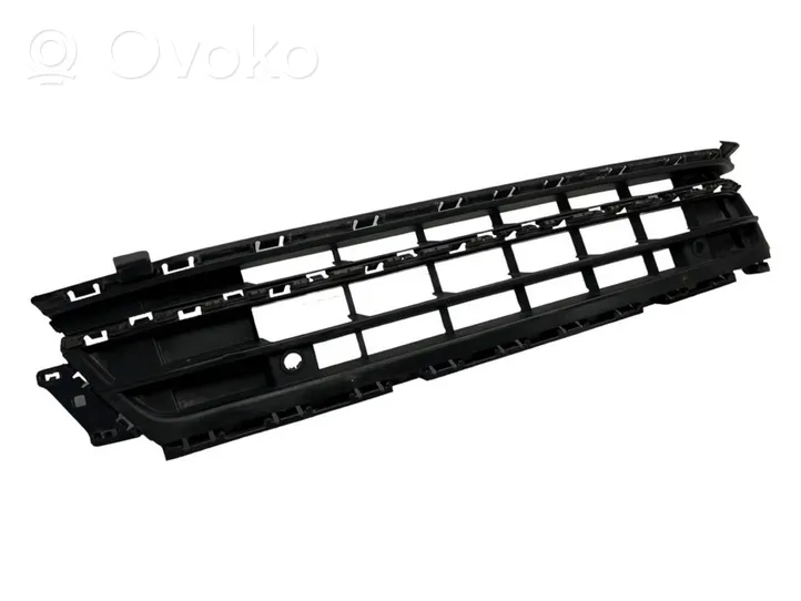 Volkswagen Jetta VI Front bumper lower grill 5C6853671P