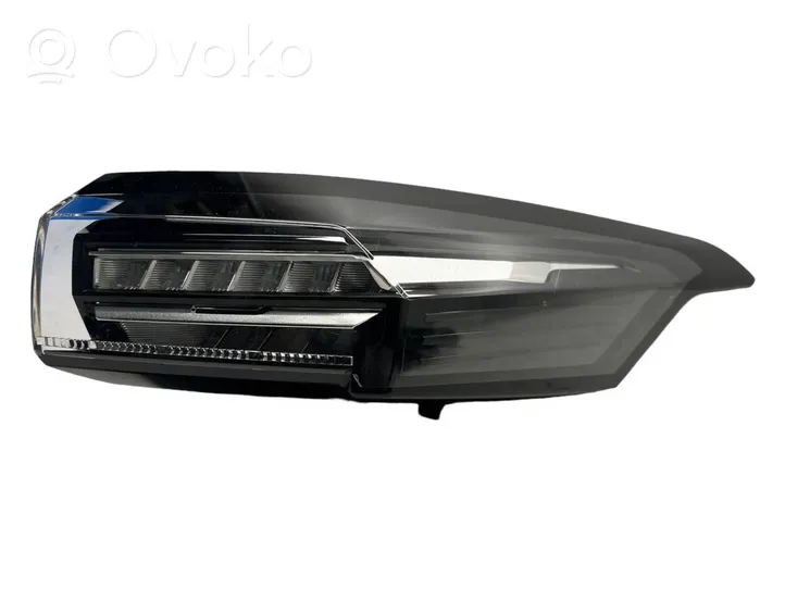 Peugeot 308 Lampy tylnej klapy bagażnika 9836299280