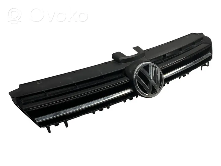 Volkswagen Golf VII Front bumper upper radiator grill 5G0853655A