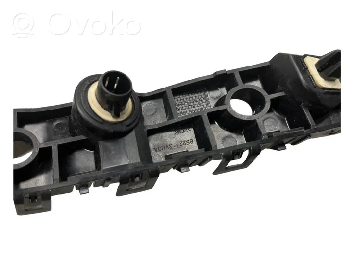 Nissan Note (E12) Support de pare-chocs arrière 852213VU0A