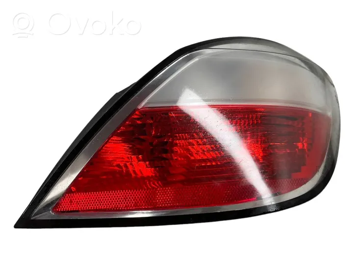 Opel Astra H Lampa tylna 24451837