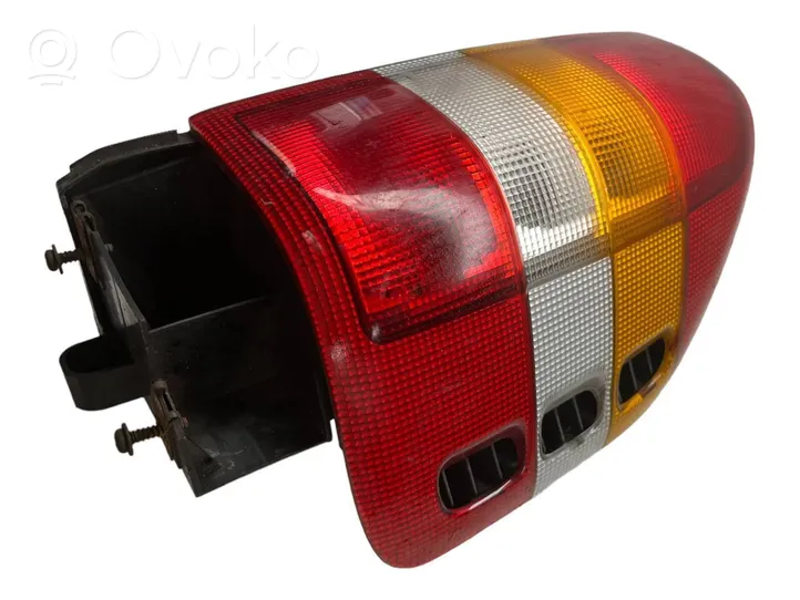 Opel Frontera B Rear/tail lights 