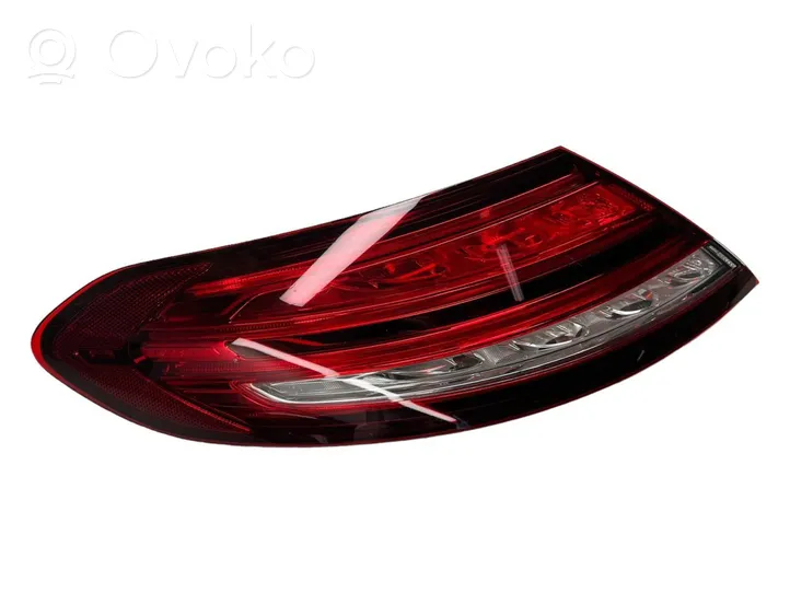 Mercedes-Benz C W205 Luci posteriori A2059063105