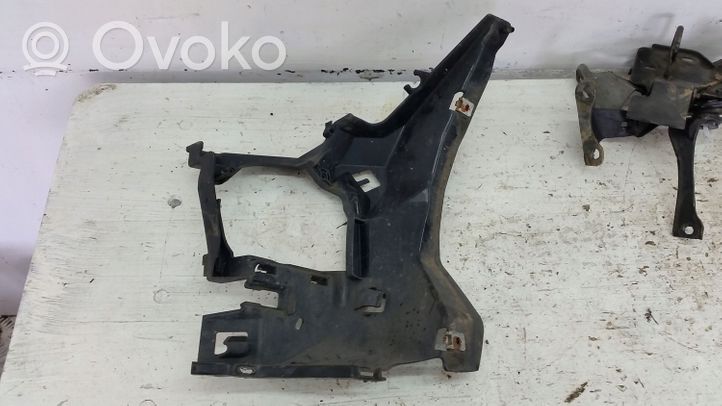 BMW 1 F20 F21 Supporto del fendinebbia 51117371740