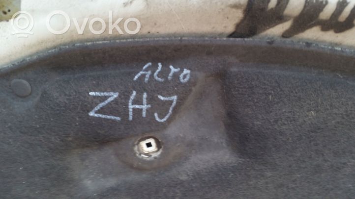 Suzuki Alto Pokrywa przednia / Maska silnika 5730064R00