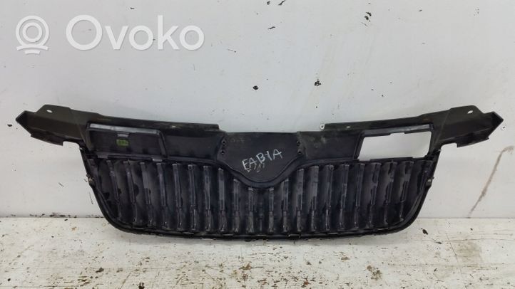 Skoda Fabia Mk2 (5J) Maskownica / Grill / Atrapa górna chłodnicy 3V0853653