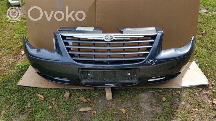 Chrysler Voyager Front bumper 