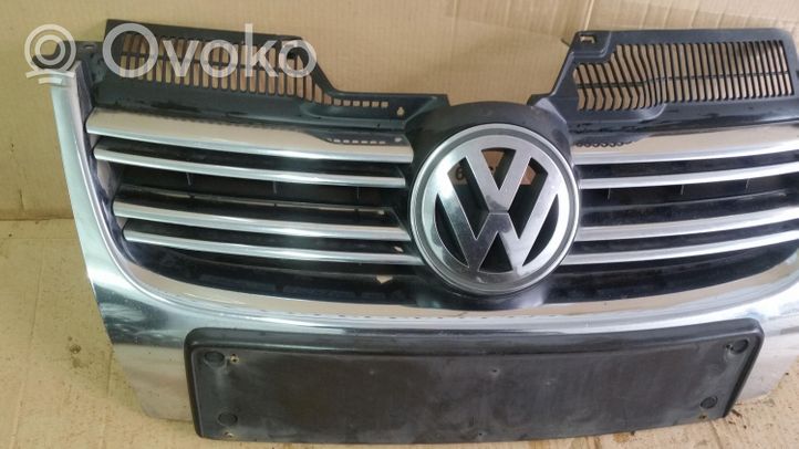 Volkswagen Golf VIII Etusäleikkö 1K5853651