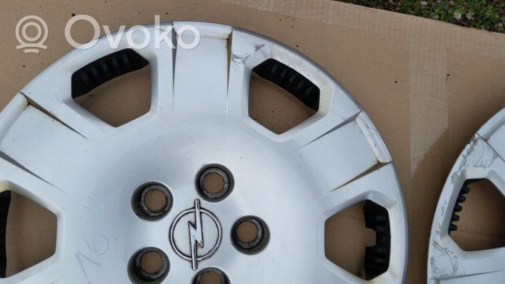 Opel Astra H R16 wheel hub/cap/trim 