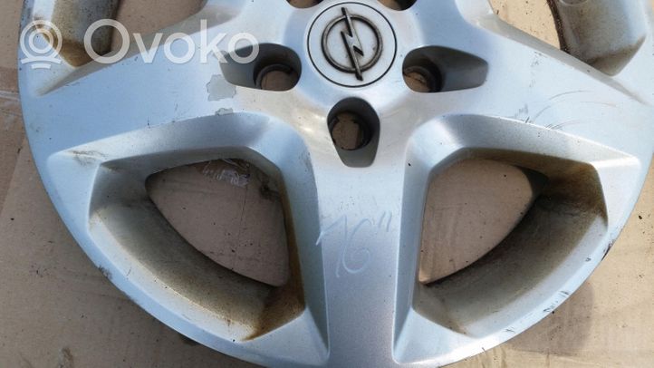 Opel Astra H R13 wheel hub/cap/trim 