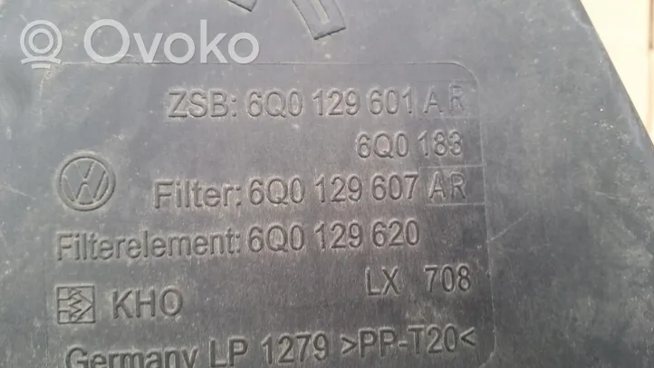 Skoda Fabia Mk1 (6Y) Boîtier de filtre à air Obudowa