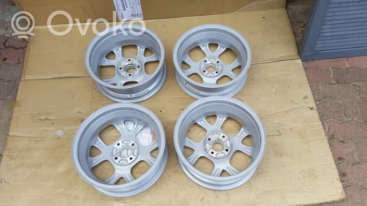 Renault Twingo III R15 alloy rim 