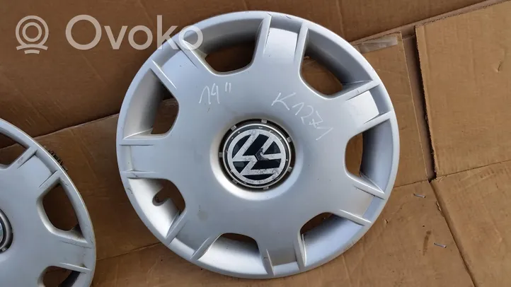 Volkswagen Polo III 6N 6N2 6NF R14 wheel hub/cap/trim 