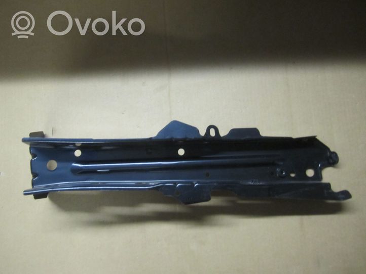 Toyota Yaris Verso Boczny panel mocowania chłodnicy 5321252010