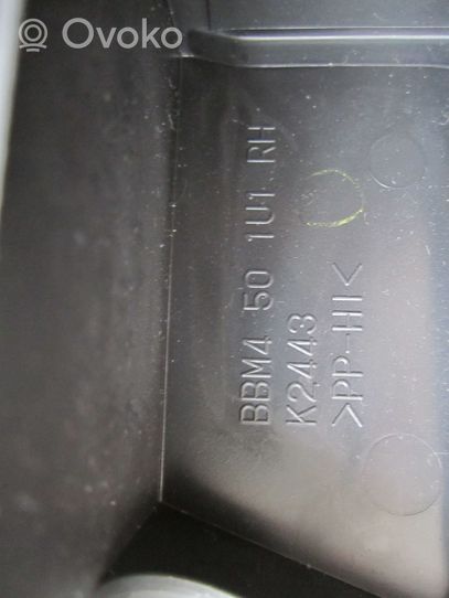 Mazda 3 II Välijäähdyttimen ilmanohjauksen ilmakanava BBM4501U1A