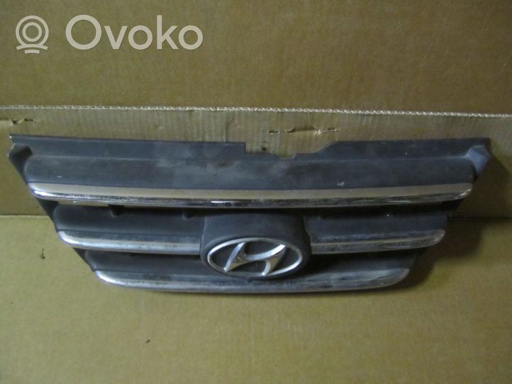 Hyundai Atos Prime Maskownica / Grill / Atrapa górna chłodnicy 