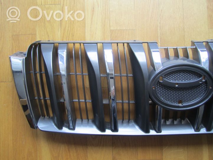 Toyota Land Cruiser (J150) Maskownica / Grill / Atrapa górna chłodnicy 