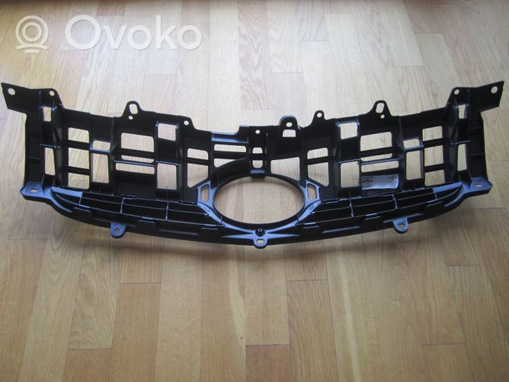 Toyota Prius (XW30) Maskownica / Grill / Atrapa górna chłodnicy 