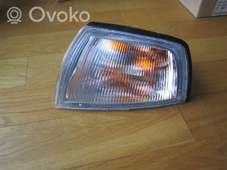 Mitsubishi Colt Front indicator light 21087148