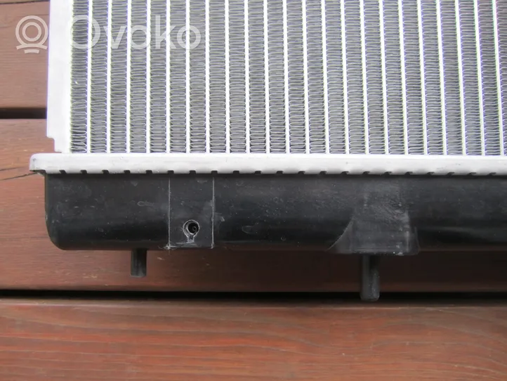 Mitsubishi Grandis Radiateur de refroidissement 