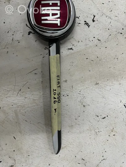 Fiat 500 Griglia superiore del radiatore paraurti anteriore 735637413