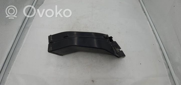 BMW 5 E39 Canale/condotto dell’aria per il raffreddamento del freno 8174844