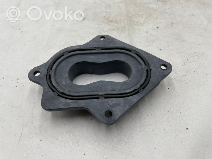 Volkswagen PASSAT B4 Carburatore 050129761C