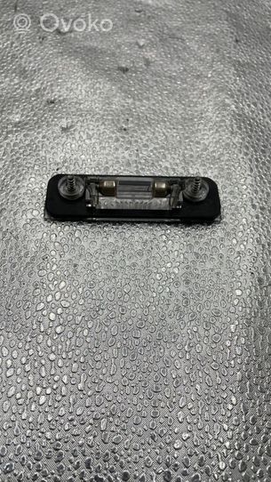 Ford Fiesta Lampa oświetlenia tylnej tablicy rejestracyjnej 540201728905