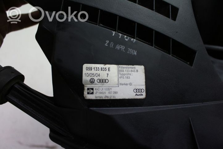 Audi A6 S6 C6 4F Caja del filtro de aire 059133835E