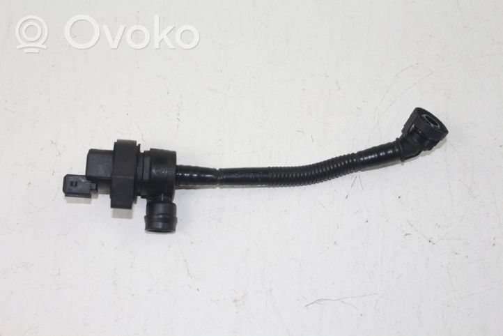 BMW 3 E90 E91 Valvola sfiato del serbatoio 7512581