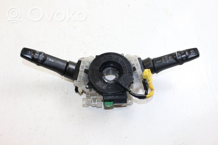 Mitsubishi Lancer X Leva/interruttore dell’indicatore di direzione e tergicristallo 8600A099