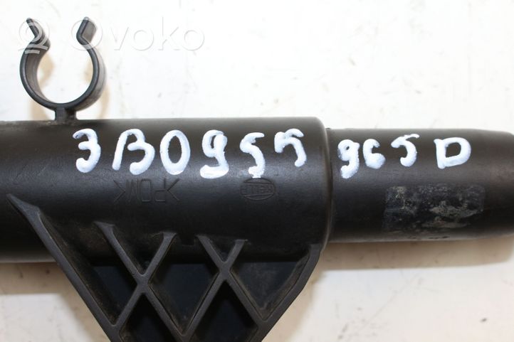 Volkswagen PASSAT B5.5 Ugello a spruzzo lavavetri per faro 3B0955965D