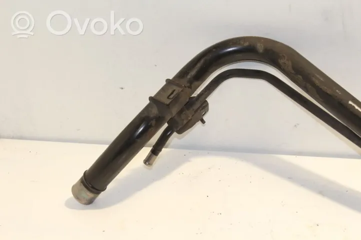 Honda CR-V Fuel tank filler neck pipe 