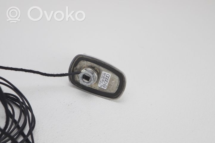 Audi TT TTS Mk2 Radio antena 8j8035503E