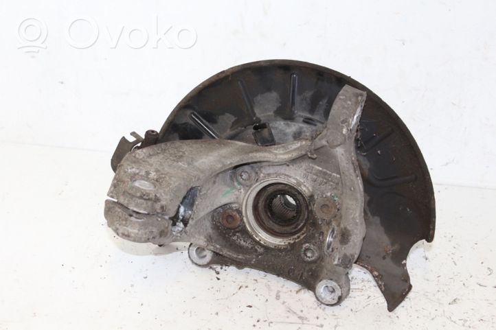 Seat Alhambra (Mk2) Front wheel hub 